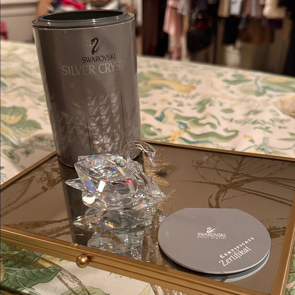 Swarovski Silver Crystal Swan with Certificate